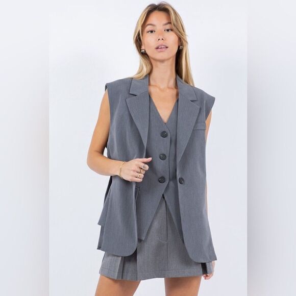 088. LONG LINE VEST - Picture 1 of 7